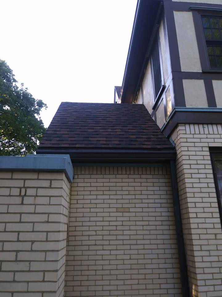 Roofing Gallery House 104 Pic 3